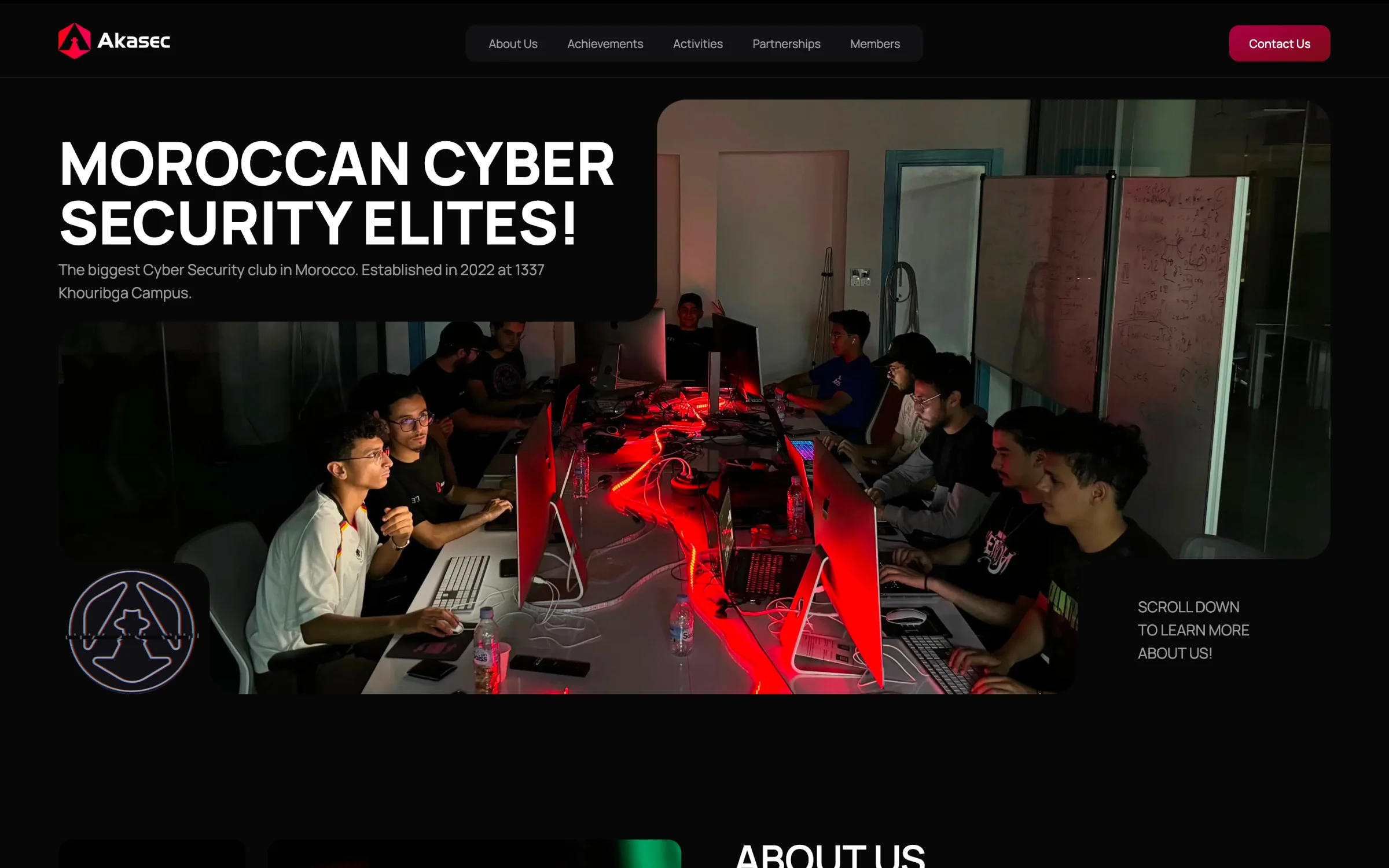 Akasec homepage with members at computers at a cybersecurity event